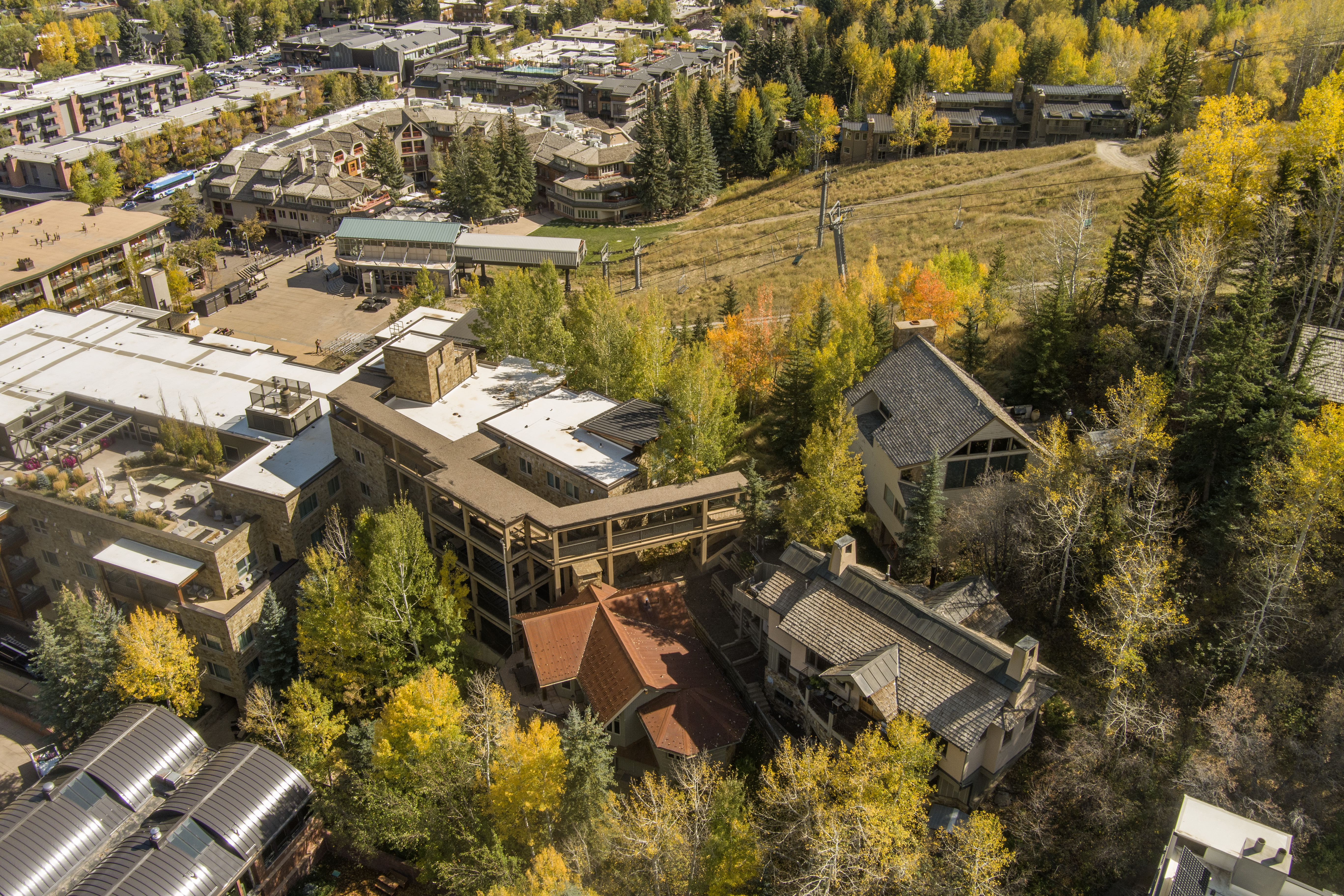 36-660SGalenaSt_241008036